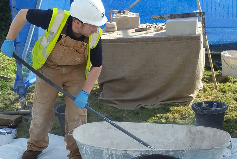 PeterMacleodMixingPlaster