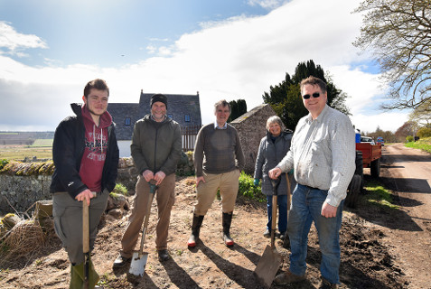 StoneVolunteersHappy